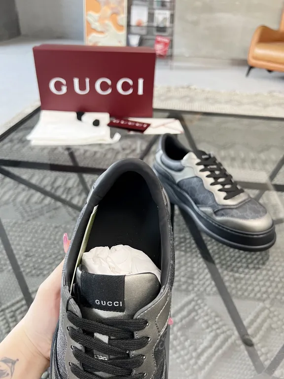 Gucci Shoe 